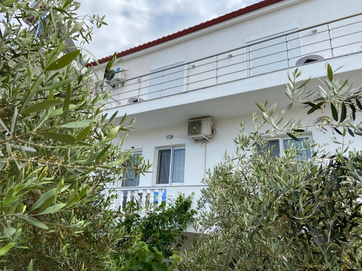 Villa Agimi Ksamil Eksteriør billede
